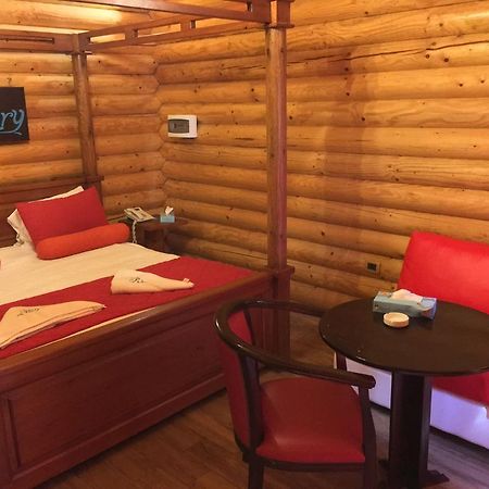 Sawary Beach Hotel Batroûn 외부 사진