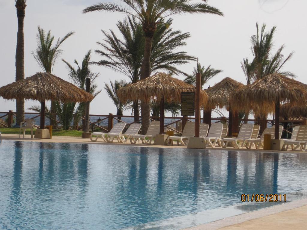 Sawary Beach Hotel Batroûn 외부 사진
