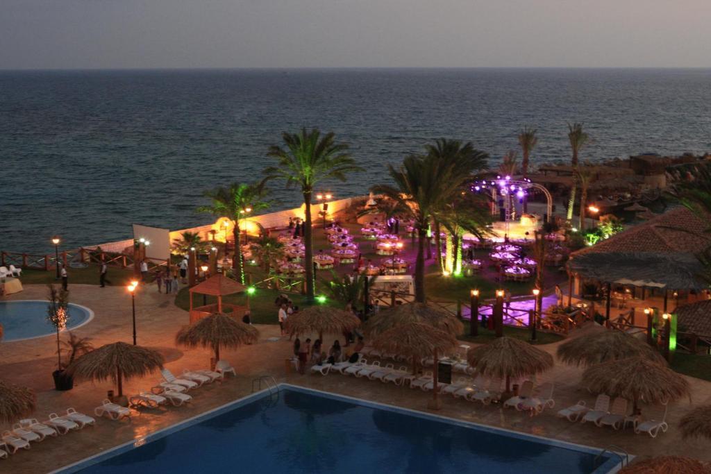 Sawary Beach Hotel Batroûn 외부 사진