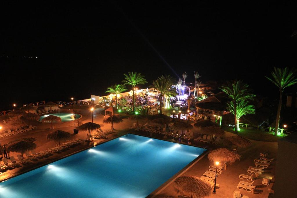 Sawary Beach Hotel Batroûn 외부 사진