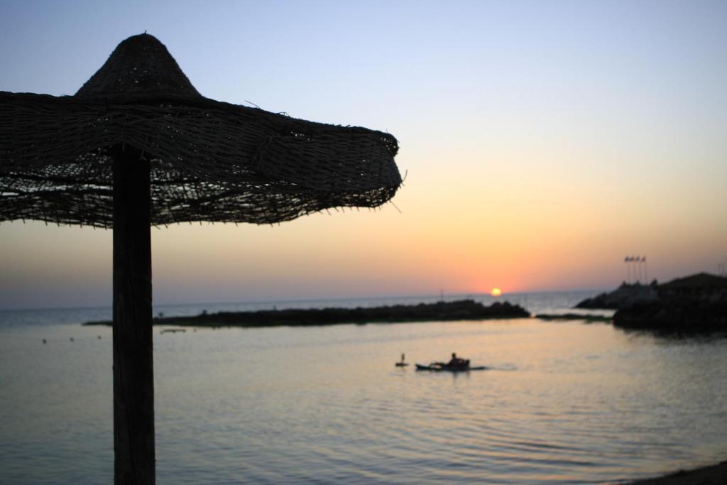 Sawary Beach Hotel Batroûn 외부 사진