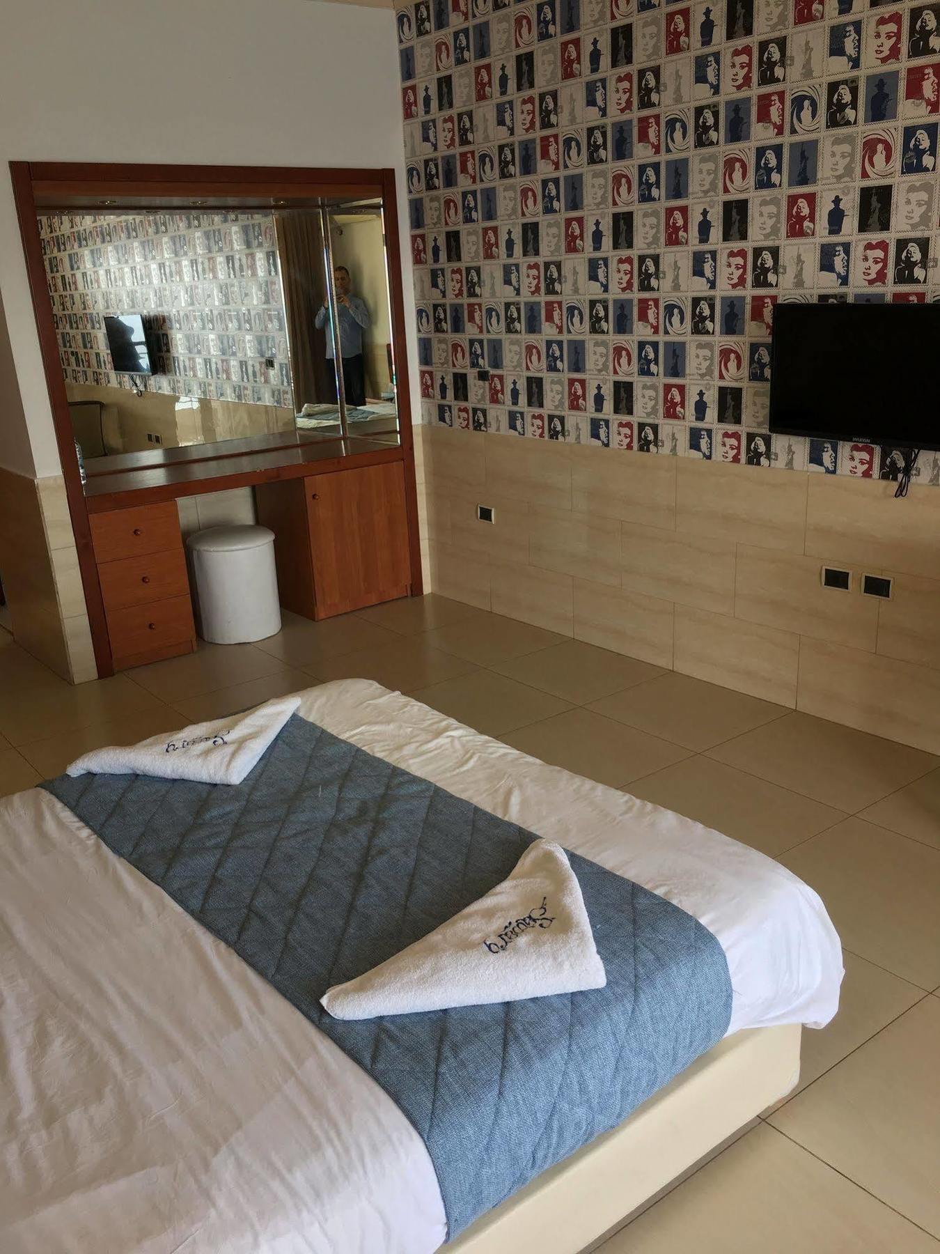 Sawary Beach Hotel Batroûn 외부 사진