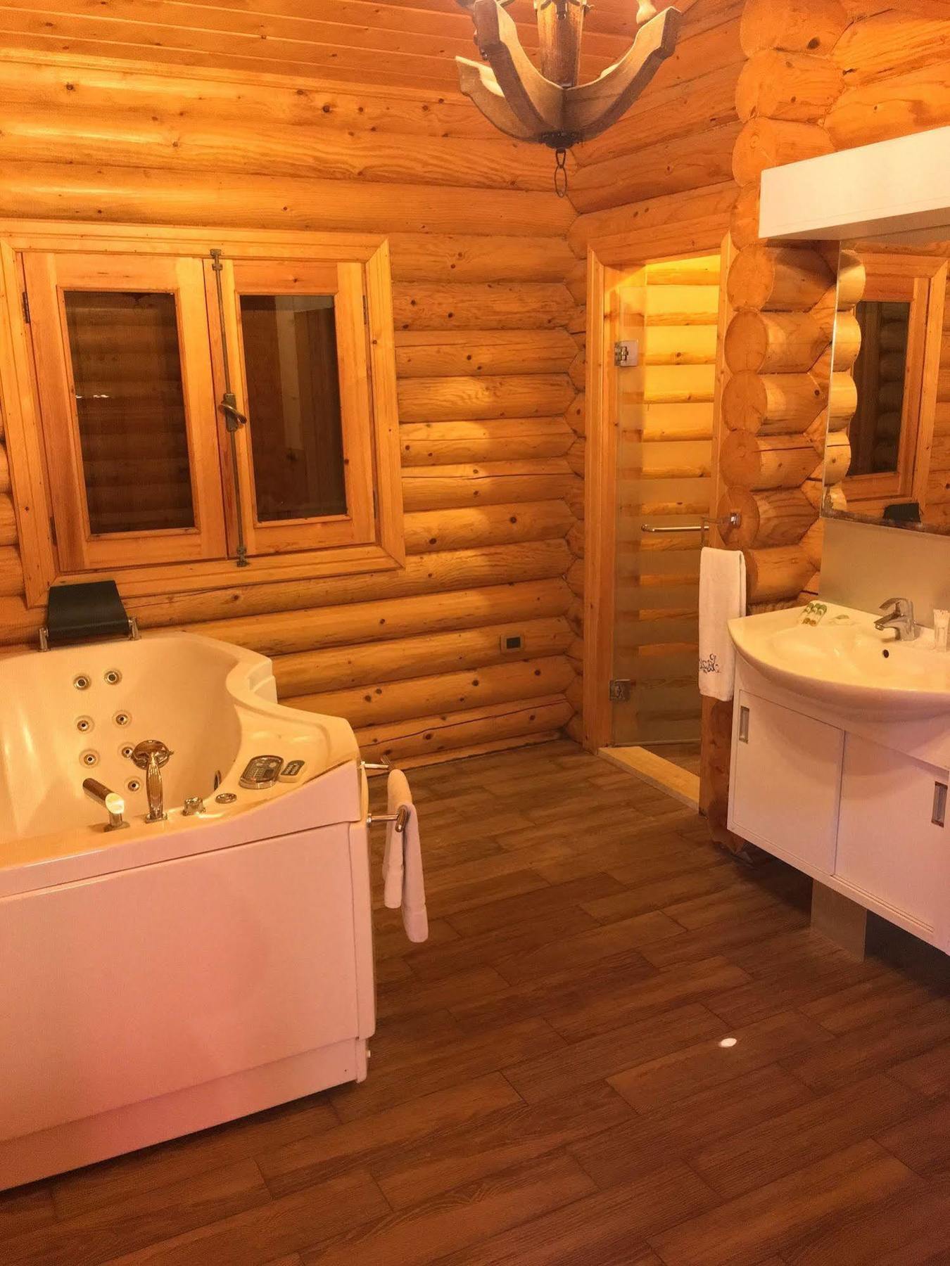 Sawary Beach Hotel Batroûn 외부 사진